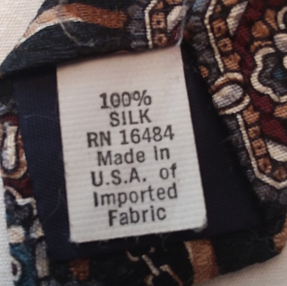 L184, J.G.HOOK, 100% Silk, 4" wide, Tie - Picture 4 of 4